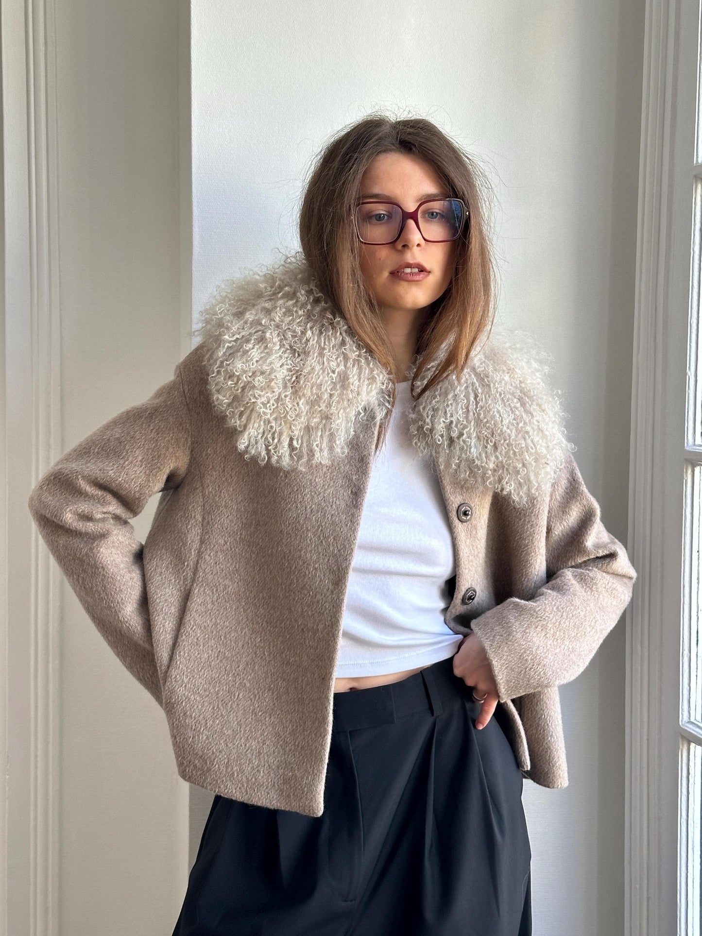 Vintage 90s Beige Coat with Voluminous Fur Collar