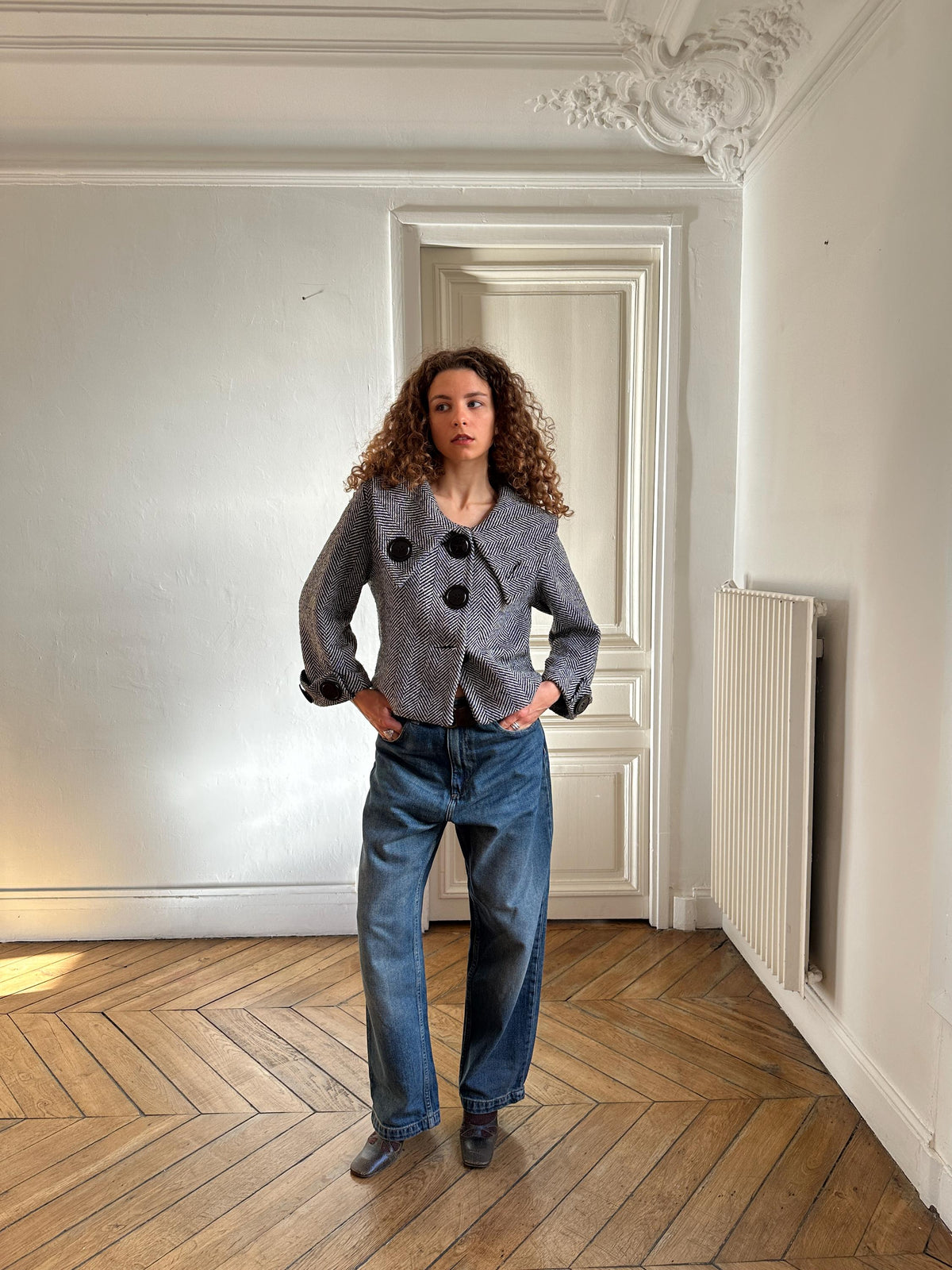 Vintage Cropped Coat with Large Collar in Black and White