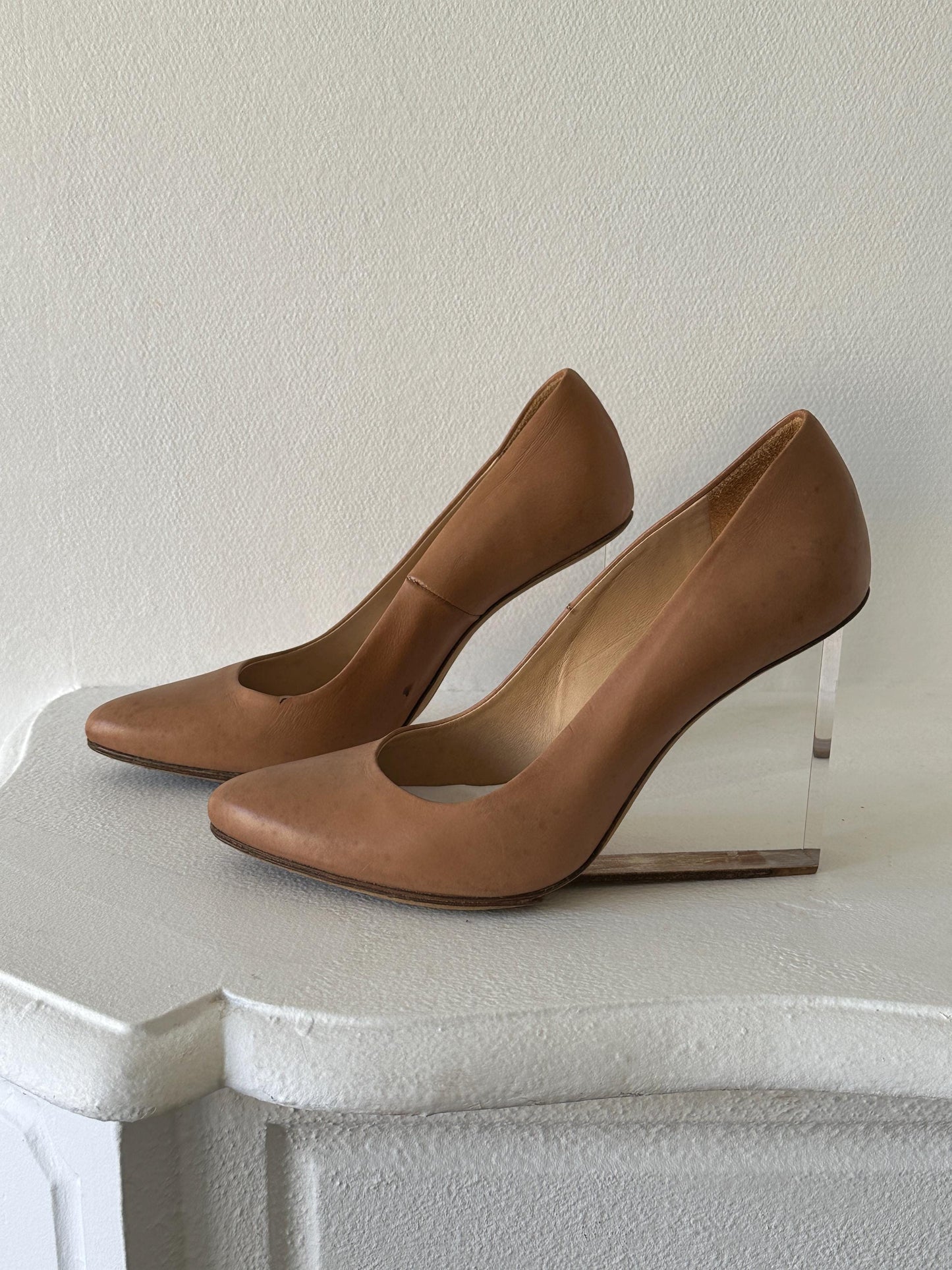 Maison Margiela x H&M Tan Leather Wedge Pumps in Brown I US 7.5