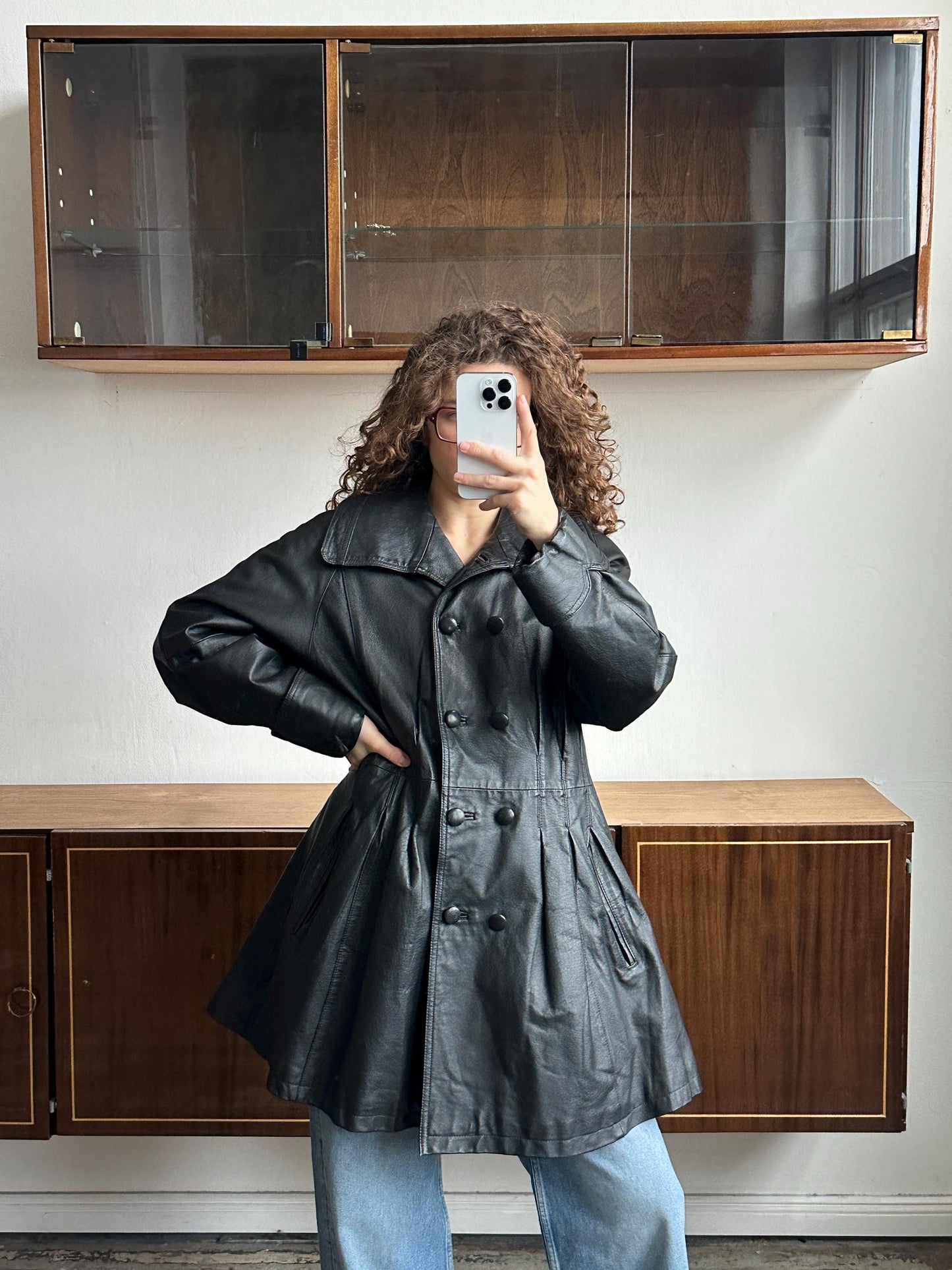 Vintage 90s leather structured coat in black