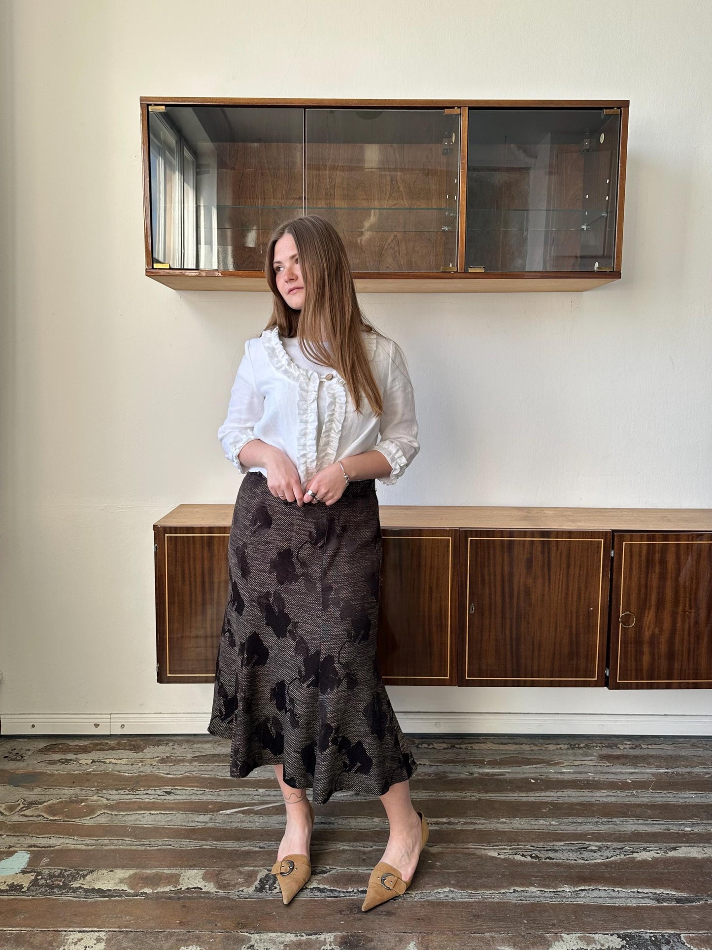 Vintage flowing maxi skirt in brown, L size