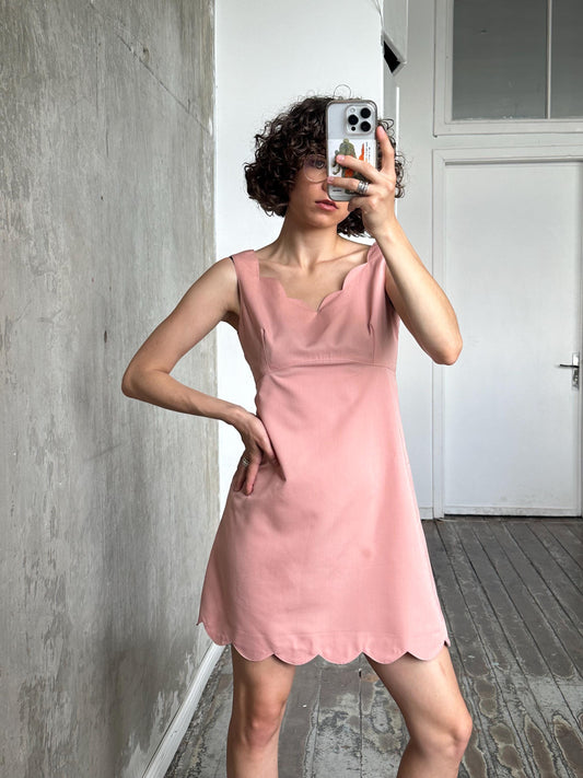 Vintage tea dress in pink, mini summer dress