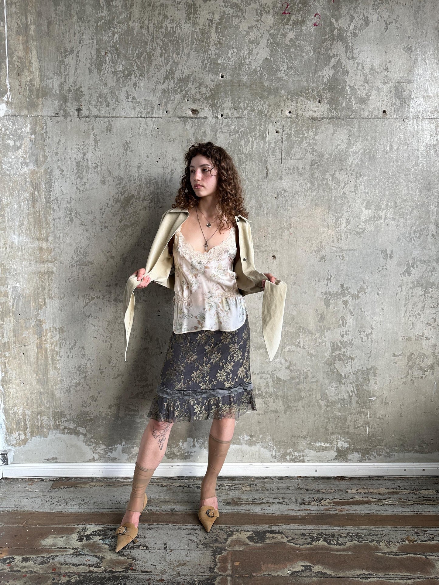 Vintage Philosophy di Alberta Ferretti Metallic Lace Skirt in Grey