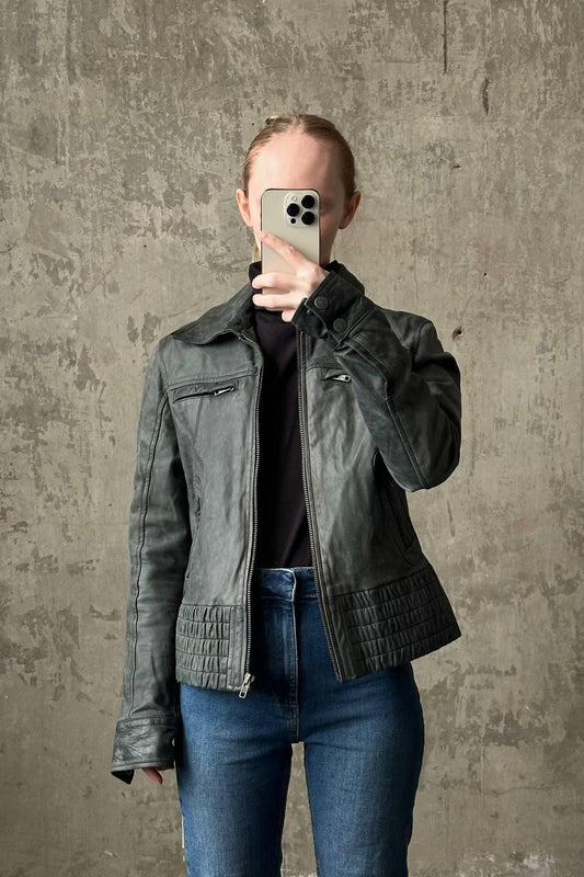 Vintage 90s leather slim fitted jacket in dark grey (Copy)