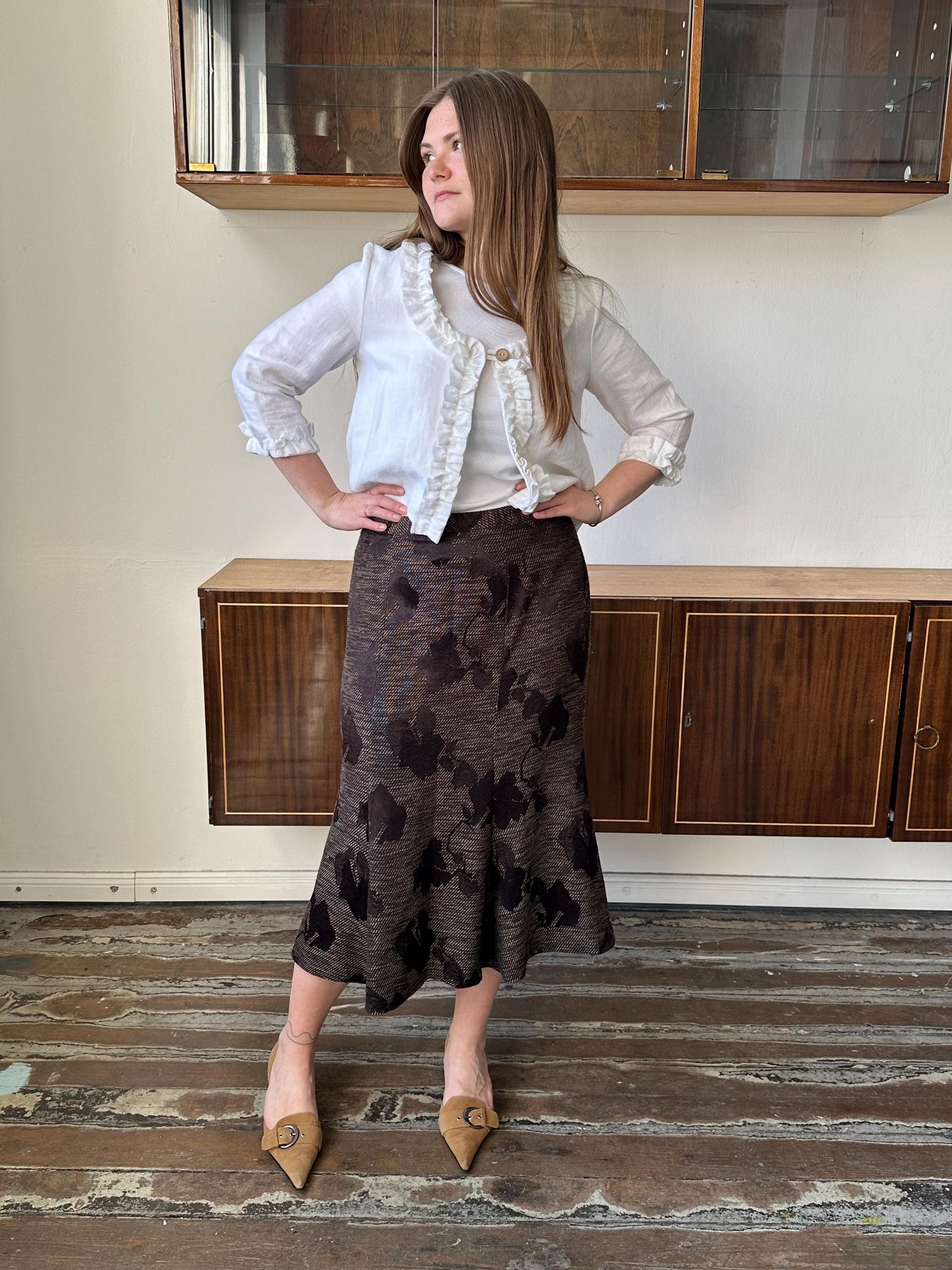 Vintage flowing maxi skirt in brown, L size