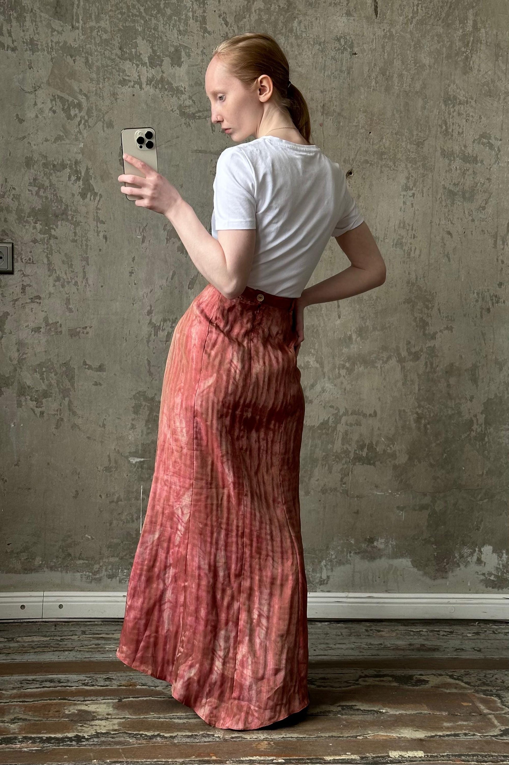 Vintage viscose shiny high-low maxi skirt in red