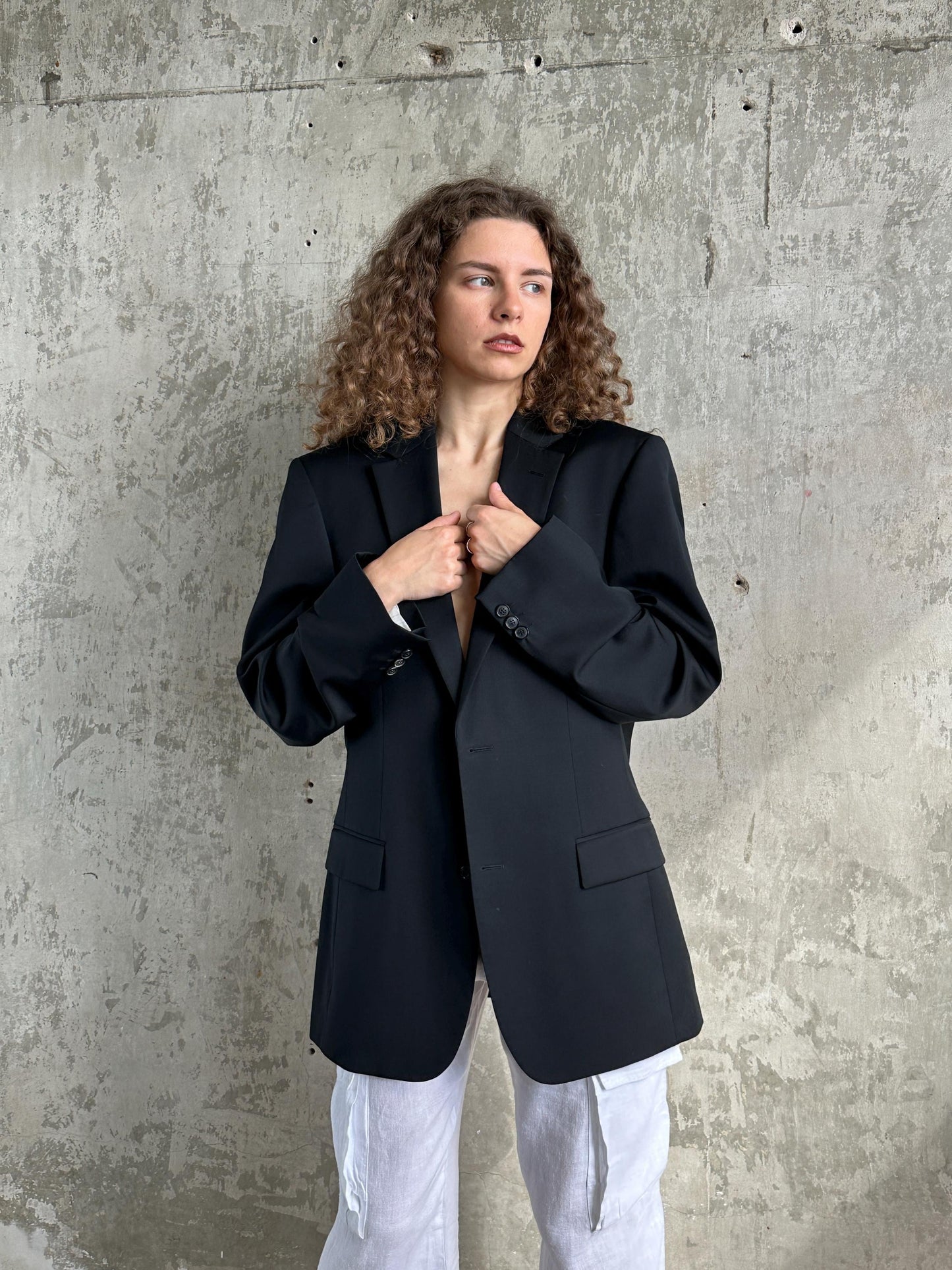 Vintage 90s Hugo Boss Classic Wool Blazer in Black