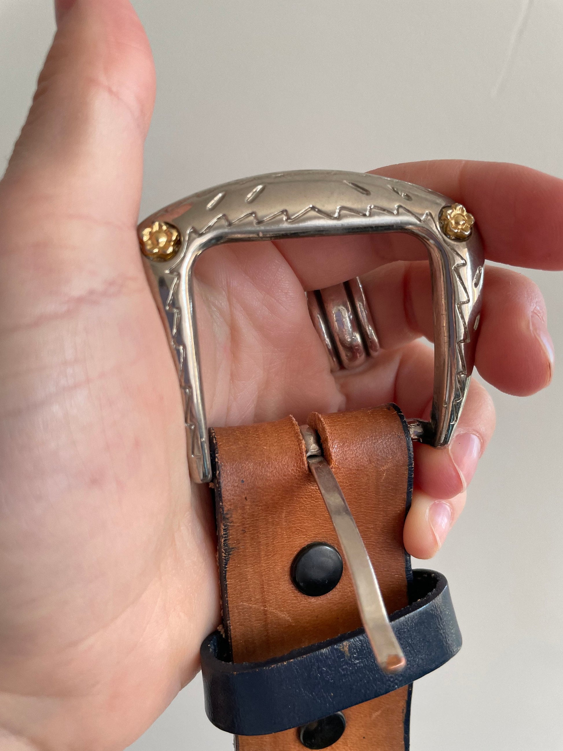 Vintage western engraved leather brown belt, wide brown belt