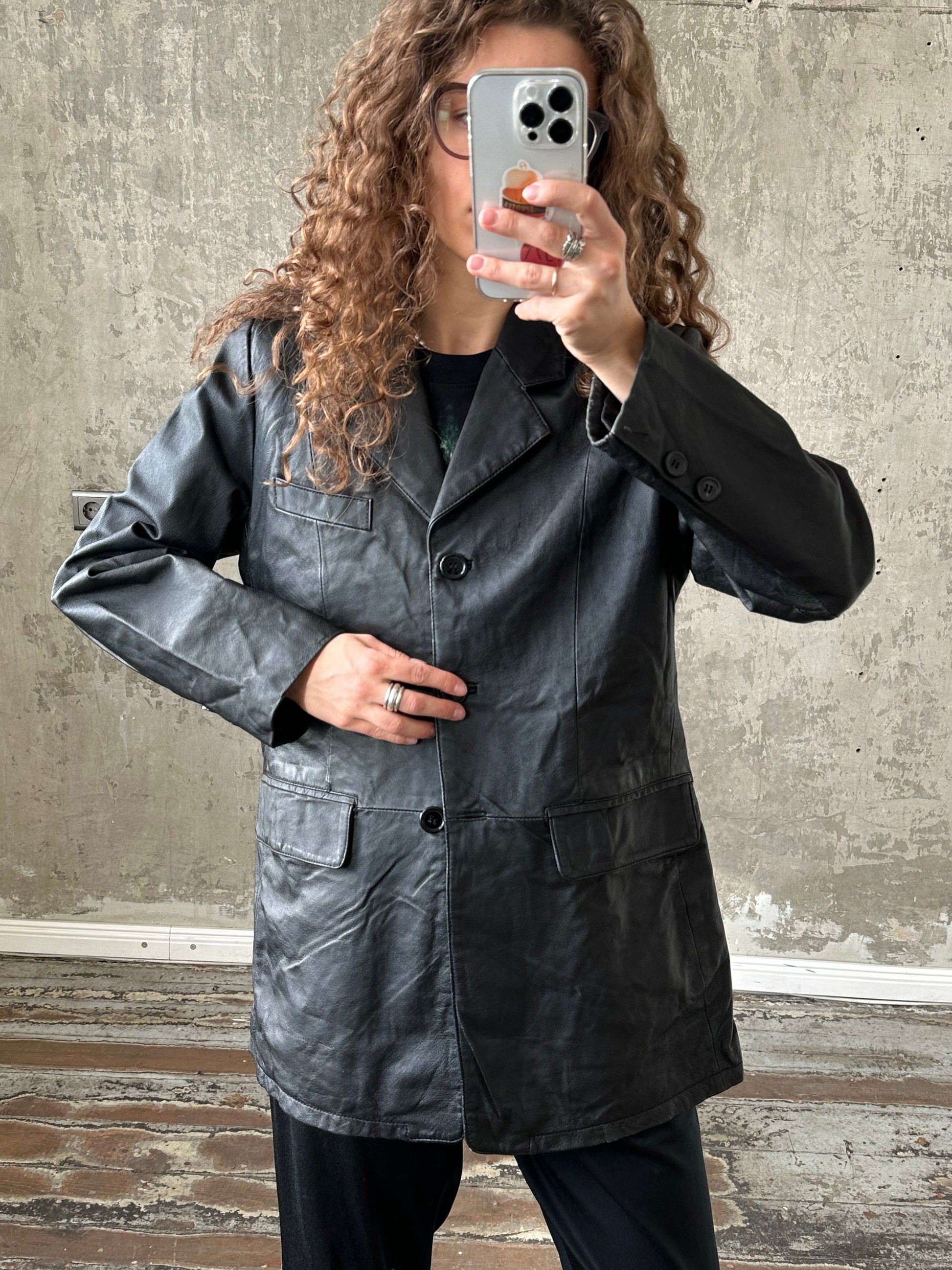 Vintage 90s genuine leather blazer in black