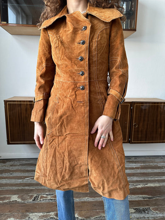 Vintage 90s genuine suede leather coat in brown, fitted coat