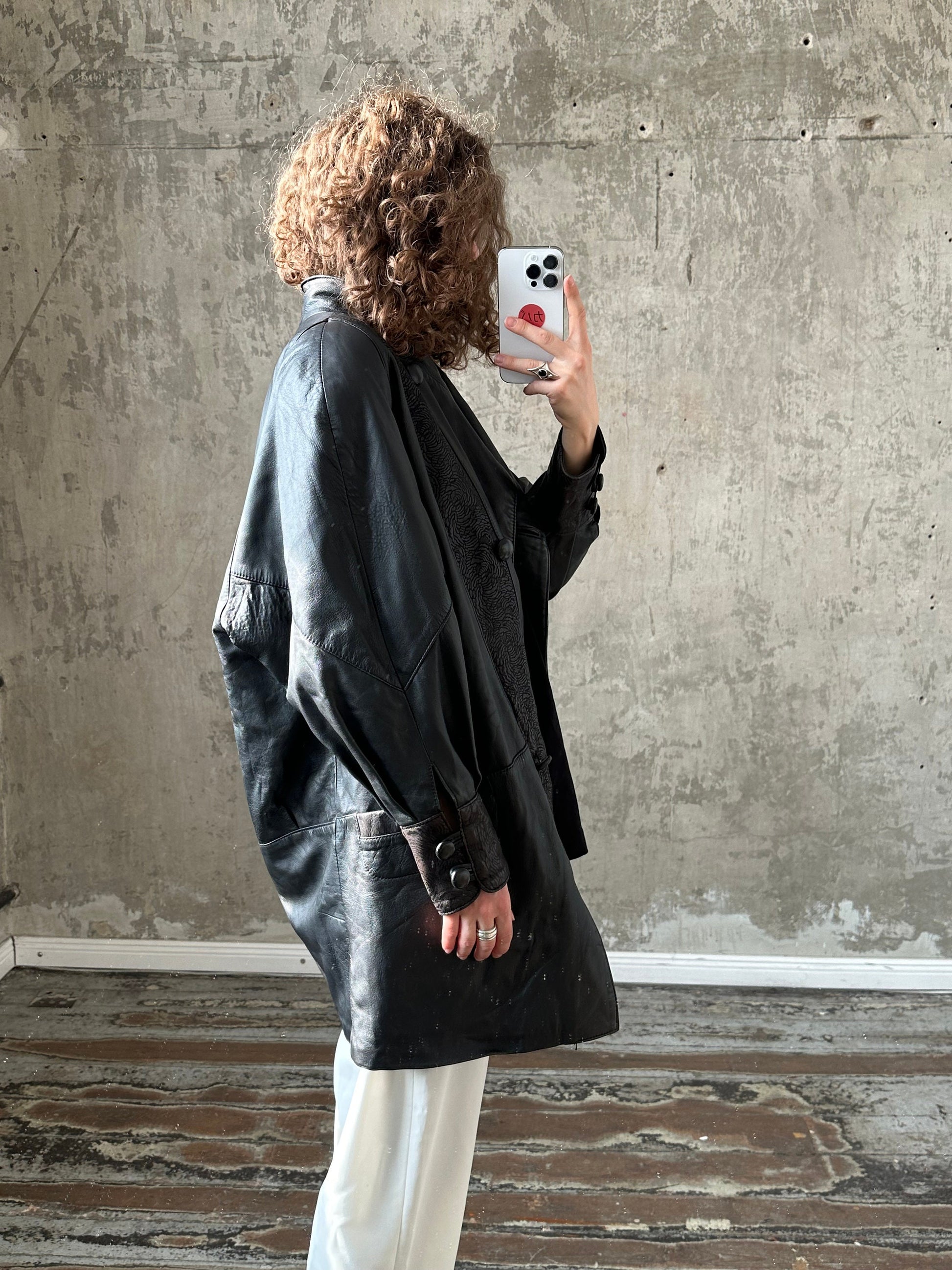 Vintage 90s leather overcoat in black with big collar