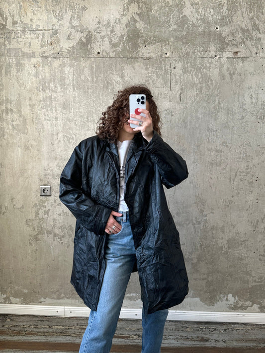 Vintage 90s leather button-down coat in black