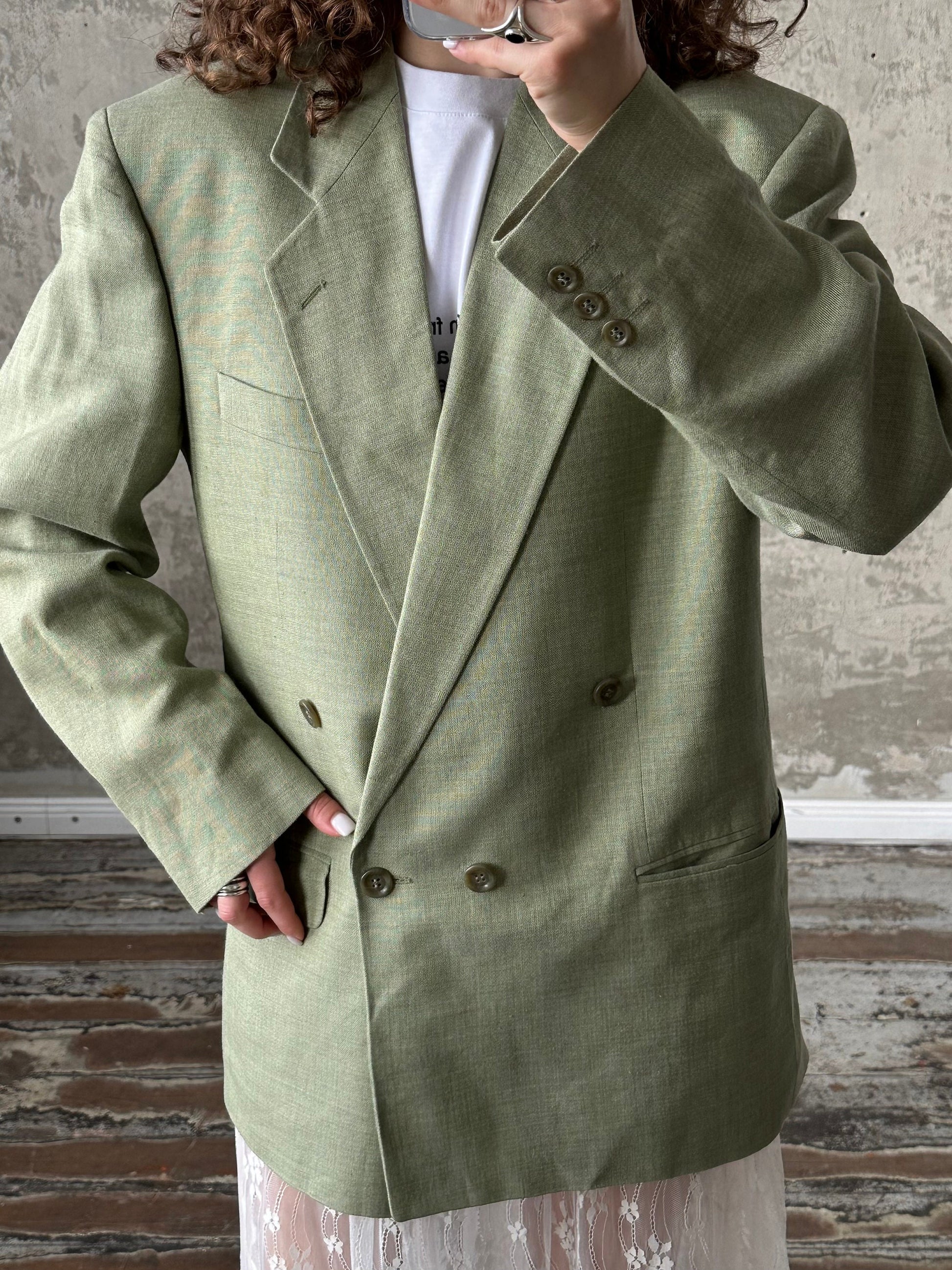 Vintage 90s straight wool blazer in green, loose linen blazer