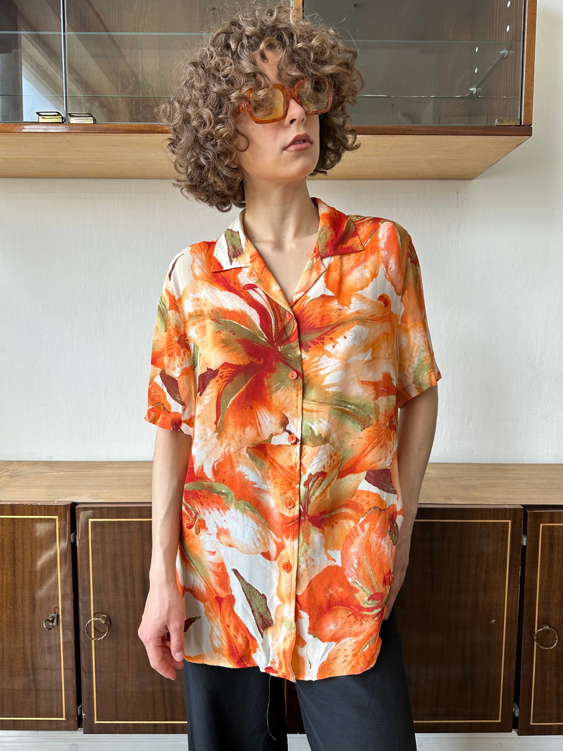 Vintage floral print women's blouse in orange