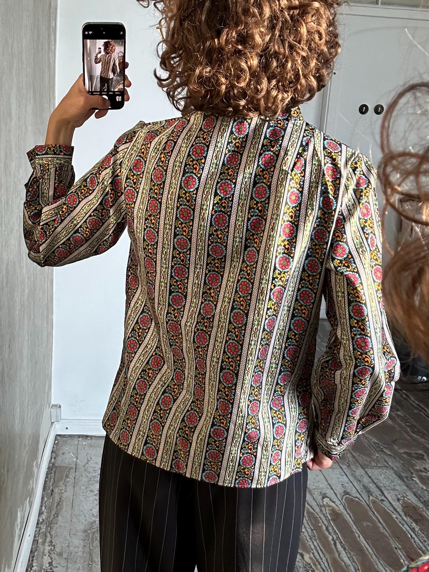 Vintage traditional Indian blouse, ethnic button-down shirt
