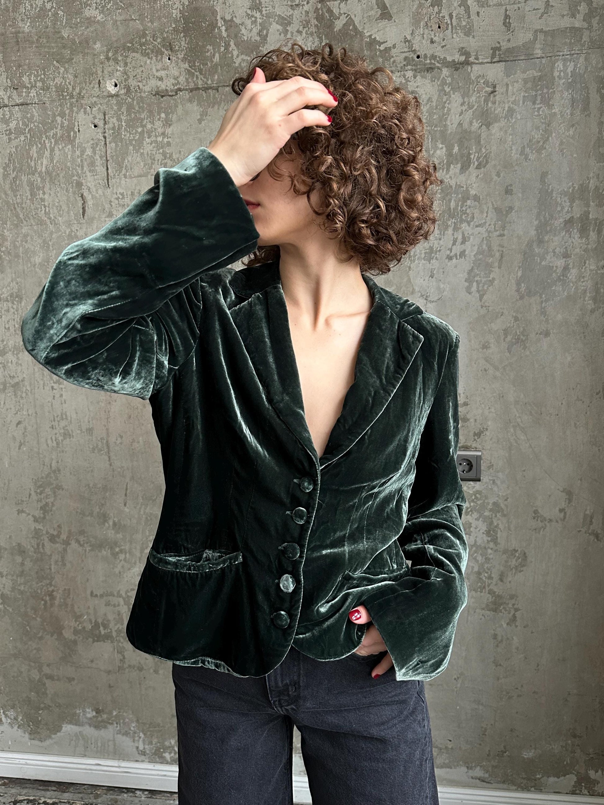 Vintage velvet blazer in green