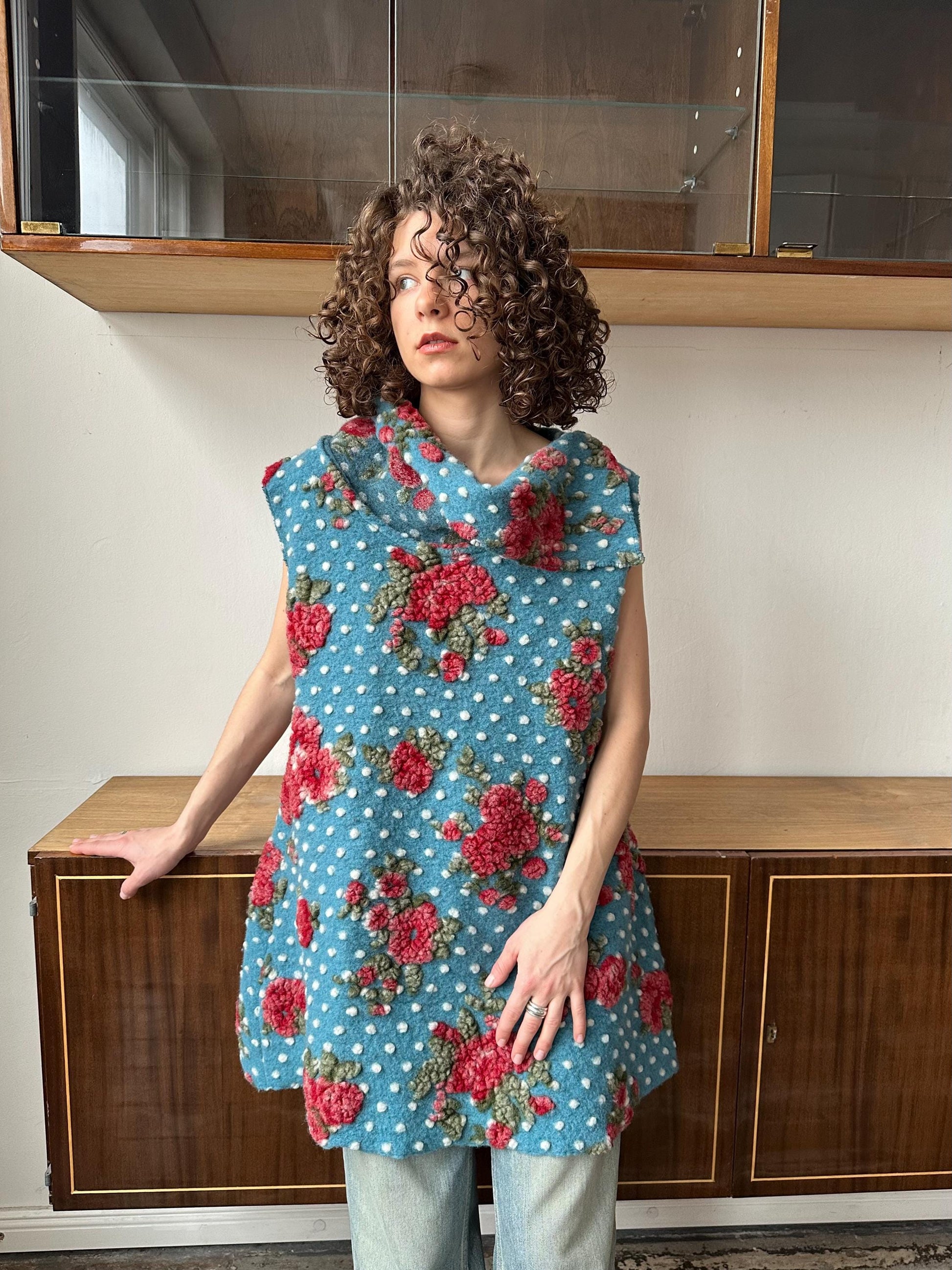 Vintage wool felted dress in blue with red flowers